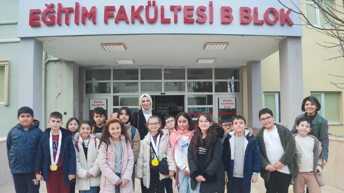 Bafra Bilim ve Sanat Merkezi DESTEK Programı Öğrencileri Üniversitede Eğitim Dolu Bir Gün Geçirdi